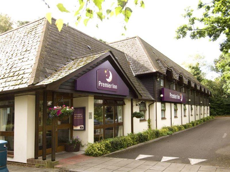 Premier Inn Bournemouth/Ferndown Dış mekan fotoğraf