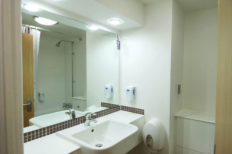 Premier Inn Bournemouth/Ferndown Dış mekan fotoğraf